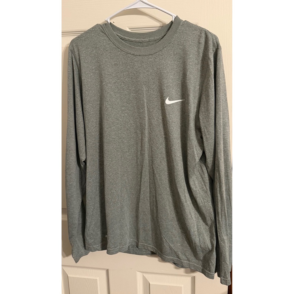 Nike Dri-FIT Mens Heather Gray Long Sleeve Training Shirt Medium